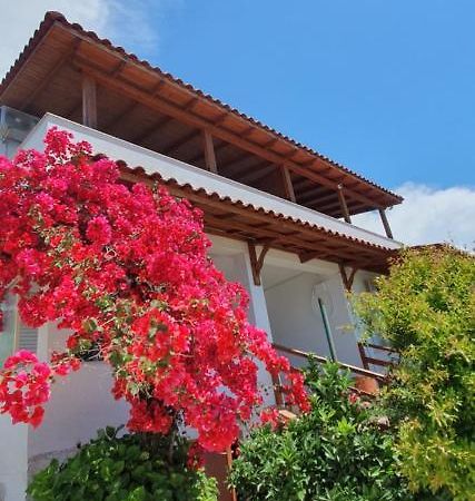 Xheko Rooms Dhërmi Exterior foto